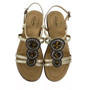 Like-new! Clarks Artisan Metallic Gold Beaded Strappy Slingback Sandals